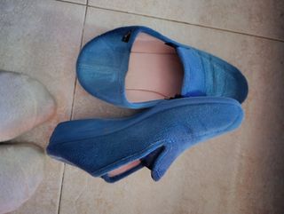 Pantuflas azules mujer