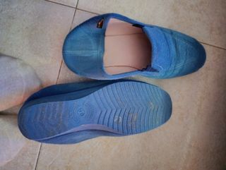 Pantuflas azules mujer