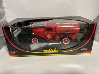 Ford Citerne 1/18 Solido