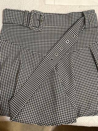 Falda pantalón Zara cuadros blanco y negro