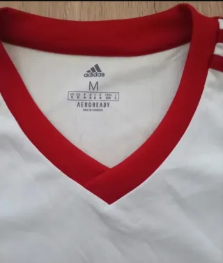 Camiseta Adidas Talla Roja y Blanca