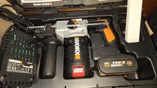 Martillo Percutor Worx WX380 20V 4Ah SDS Plus