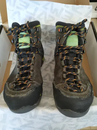 SALEWA BOTAS MODELO MS MTN TRAINER MID GTX T-44'5