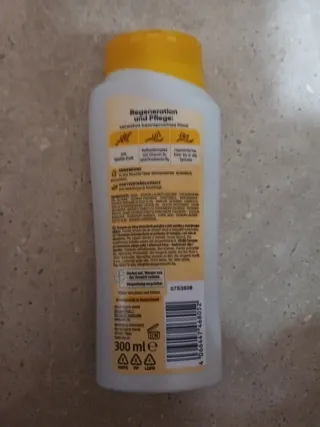 Champú intensivo + desodorante 5 en 1 48h.