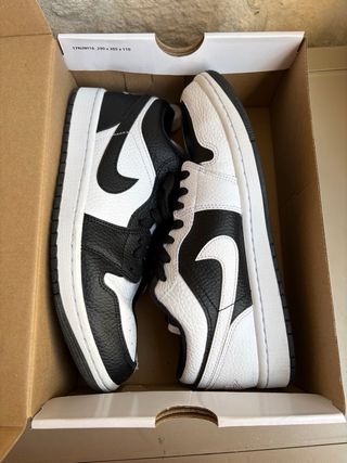 Jordan 1 Low SE Limited Edition