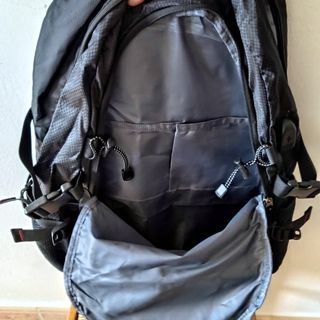 Mochila Outdoor 40L Impermeable Nueva