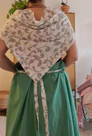 Falda 84, delantal y pañuelo baserritarra, casera,