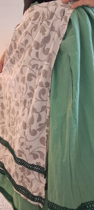 Falda 84, delantal y pañuelo baserritarra, casera,