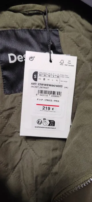 Parka Desigual capucha bordados