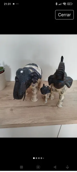 Familia de elefantes decorativos