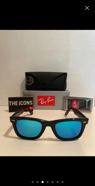 Occhiali Ray-Ban Wayfarer neri lenti blu