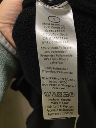 Jersey negro punto y encaje. Talla L. “ Pisonero”