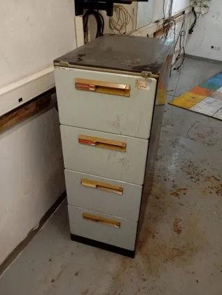 Mueble archivador metálico 4 cajones