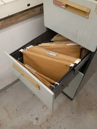 Mueble archivador metálico 4 cajones