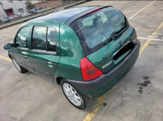 Renault Clio 2000