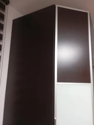 Armario de esquina madera y cristal