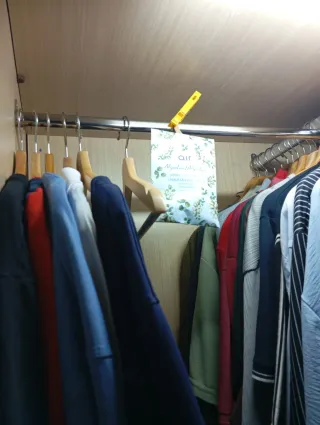 Armario de esquina madera y cristal