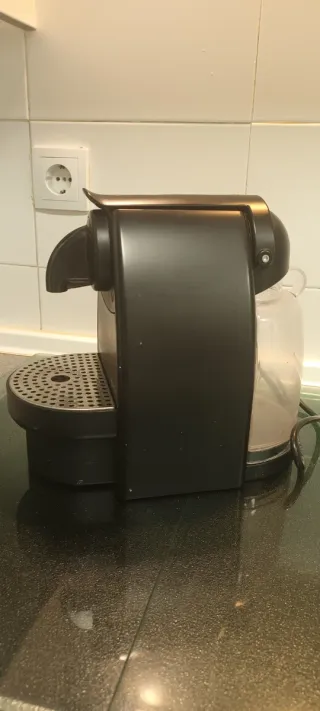 Cafetera Nespresso Krups Negra