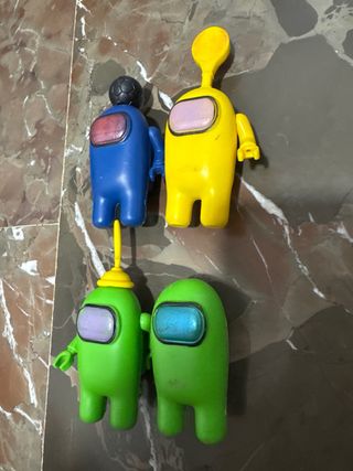4 Figuras Among Us