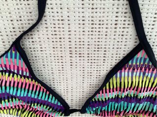 Top bikini estampado rayas multicolor