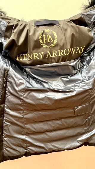 Plumífero entallado Henry Arroway Negro