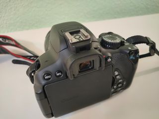 Canon EOS 650D (Rebel T4i)