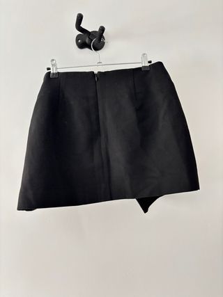 Falda cruzada ZARA negra