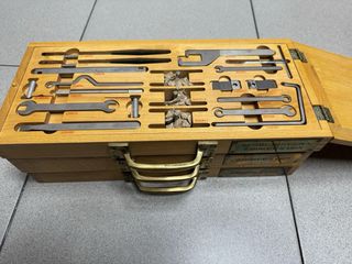 Caja de herramientas de ajuste Pentaconta