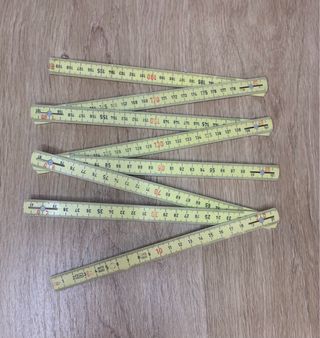 Metro plegable antiguo “Metr Auer” (Suiss Made)