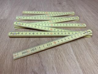 Metro plegable antiguo “Metr Auer” (Suiss Made)