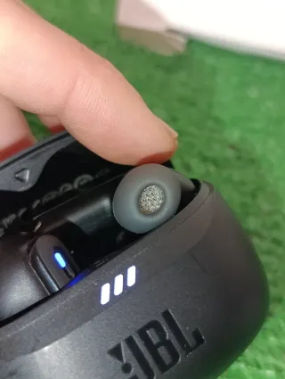 Auriculares JBL Tune Beam 2 Negro