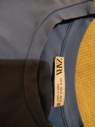 Top Zara sin mangas azul Talla S