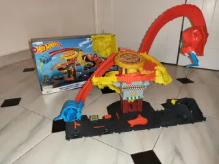 Pista Hotwheels Dragón