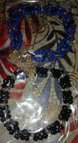 Pulseras hechas a mano