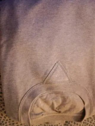 Sudadera Uniqlo Gris