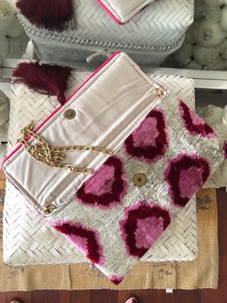 Bolso de mano terciopelo seda