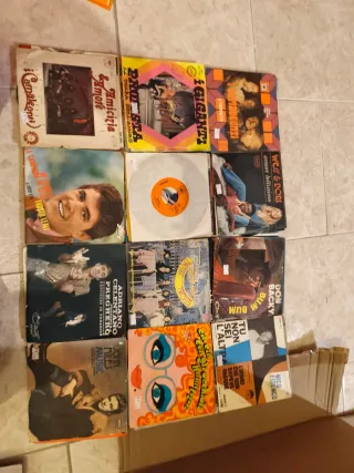 Lotto 45 Giri Vinili Internazionali 1€