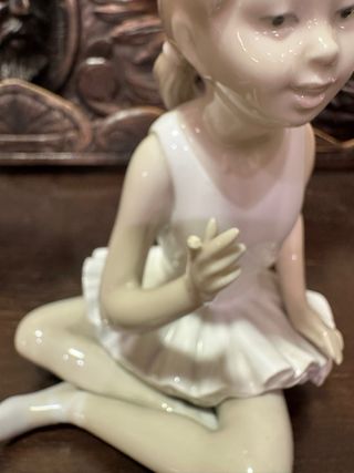 Figuras Lladró y Nao se venden las tres juntas.