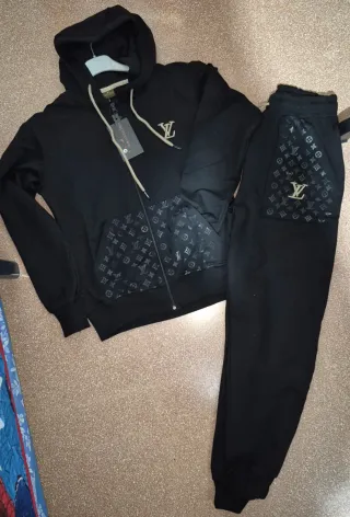 Chándal Louis Vuitton Negro