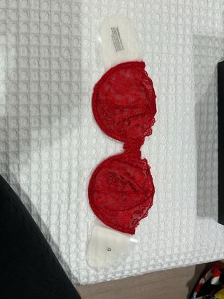 Sujetador Strapless de Encaje Rojo - Nuevo