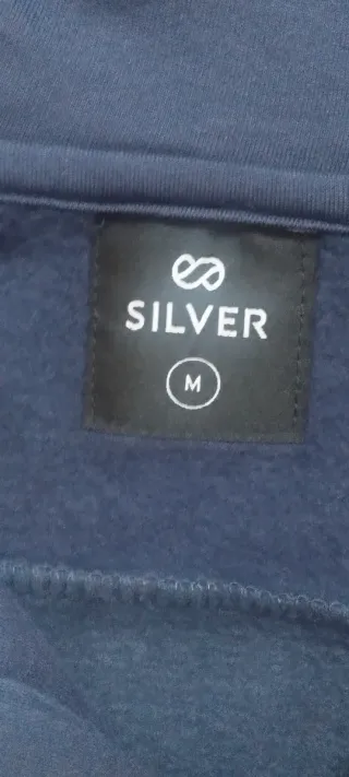 Sudadera azul con cremallera