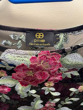 Blusa de mujer bordada, estilo elegante,con flores