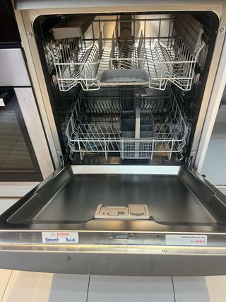 Lavavajillas Bosch SilencePlus Recogida en mano.