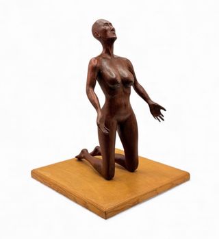 Figura Madera Mujer Suplicante