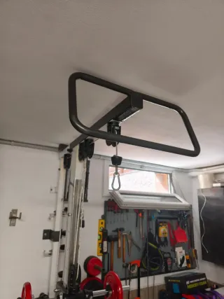 Máquina de gimnasio multifunción