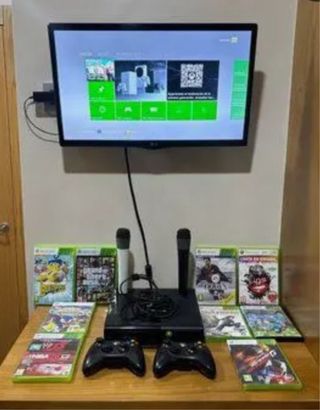 Xbox 360 Negra + 1 Mandos