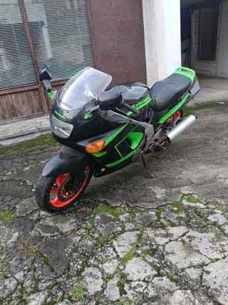 Kawasaki ZZR 600