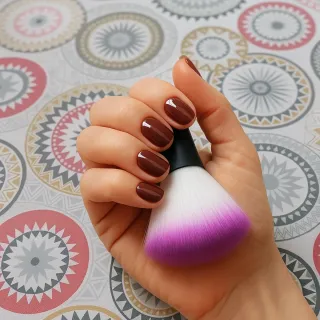 UÑAS ACRILICAS Y ESMALTADOS SEMI.