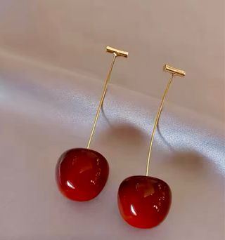 Pendientes Cereza Dorados y Rojos/a estrenar