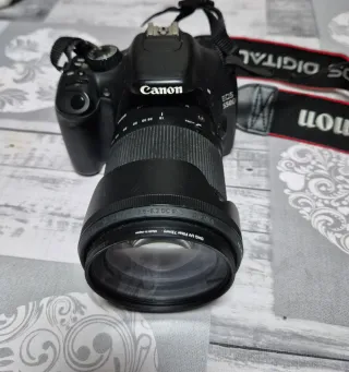 Cámara Canon EOS 550D + Objetivo Sigma 18-200mm